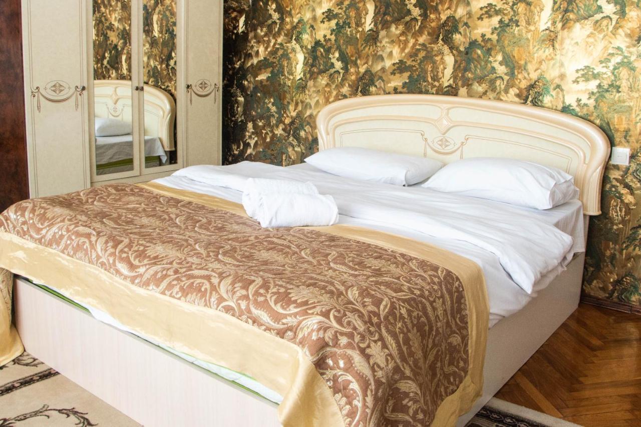 Hotel Ezio Chişinău Extérieur photo