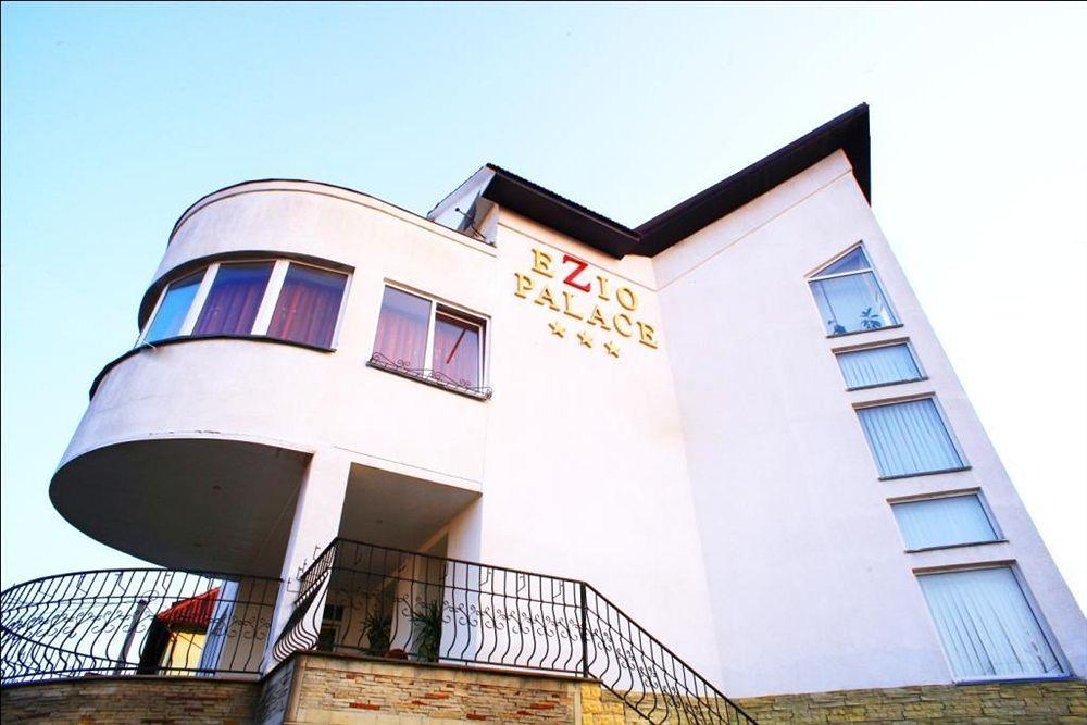 Hotel Ezio Codru Extérieur photo